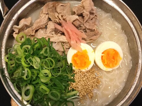 単身赴任に！ひとり鍋で「麺ぬき・トンコツラーメン」